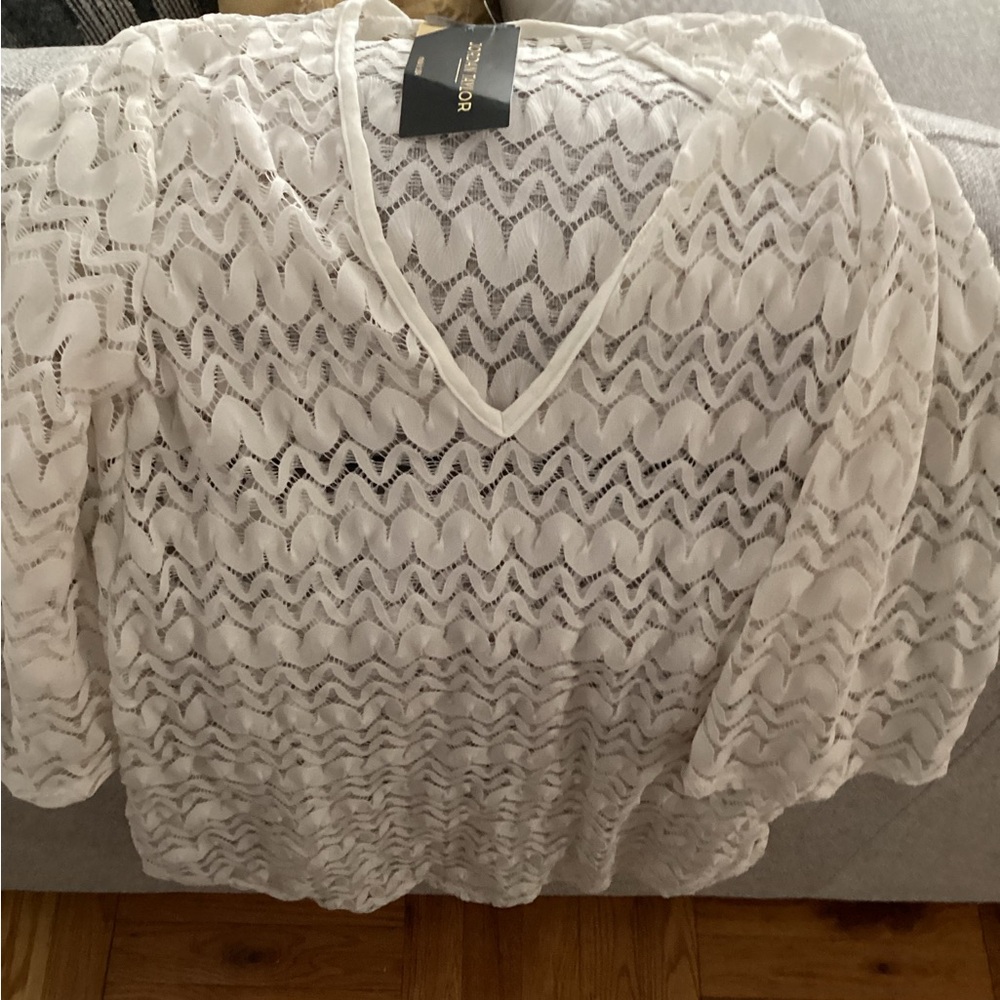 Chico's White Lace V-Neck Top